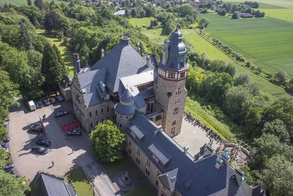 Schloss Hotel Wolfsbrunnen Schwebda Buitenkant foto