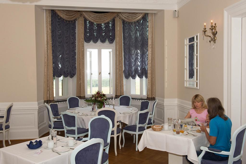 Schloss Hotel Wolfsbrunnen Schwebda Buitenkant foto